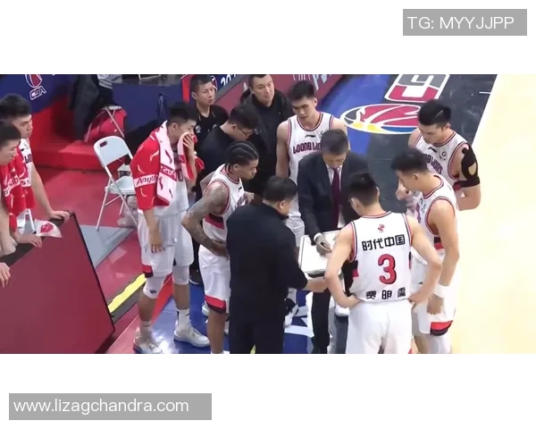 媒体人分析FIBA裁判或将重点关注郭士强边线站位问题 媒体人分析FIBA裁判或将重点关注郭士强边线站位问题